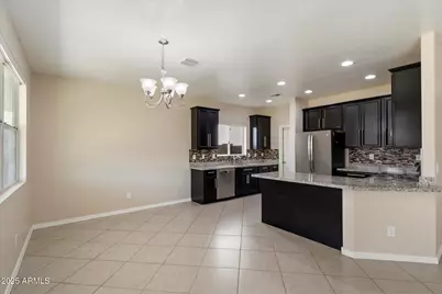 737 E Harwell Road, Phoenix, AZ 85042 - Photo 10