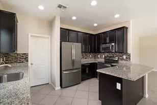 737 E Harwell Rd, Phoenix, AZ 85042 - Photo 8