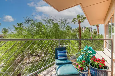 2201 N Central Avenue #3D, Phoenix, AZ 85004 - Photo 2