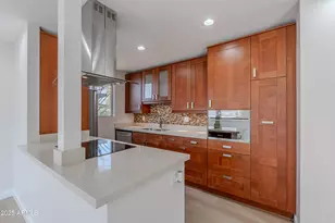 4206 N 38th St, Phoenix, AZ 85018 - Photo 4