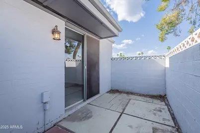 4206 N 38th Street #1, Phoenix, AZ 85018 - Photo 12