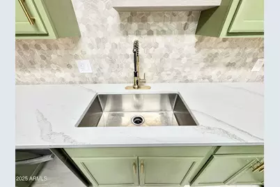 1136 Meadows Drive, Sierra Vista, AZ 85635 - Photo 10