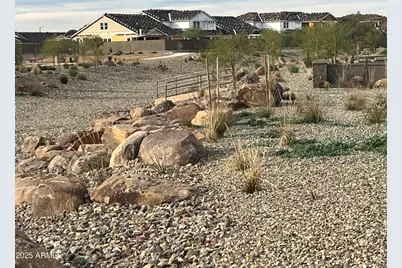 15787 W Mariposa Grande Street, Surprise, AZ 85387 - Photo 38