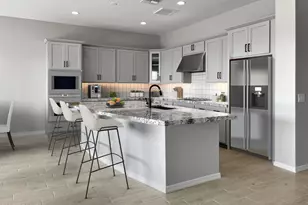 15787 W Mariposa Grande St, Surprise, AZ 85387 - Photo 8