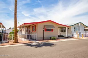 10955 N 79th Ave, Peoria, AZ 85345 - Photo 8