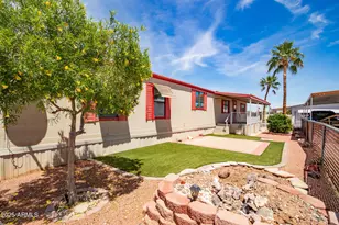 10955 N 79th Ave, Peoria, AZ 85345 - Photo 12