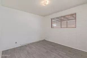 8033 N 56th Ave, Glendale, AZ 85302 - Photo 14