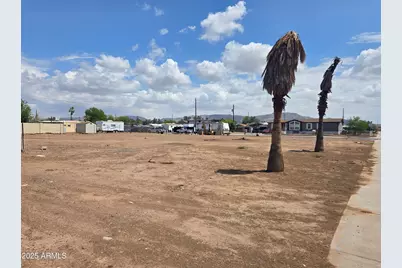 5643 S 42nd Avenue #51, Phoenix, AZ 85041 - Photo 2