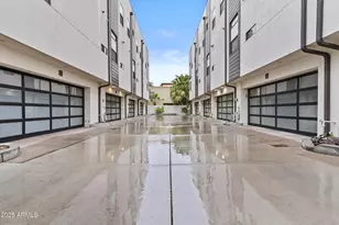 325 E Coronado Rd, Phoenix, AZ 85004 - Photo 2