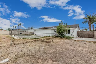 13039 N 19th Avenue, Phoenix, AZ 85029 - Photo 24