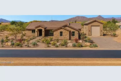 532 E Paint Your Wagon Trail, Phoenix, AZ 85085 - Photo 1