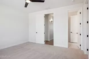 532 E Paint Your Wagon Trail, Phoenix, AZ 85085 - Photo 28