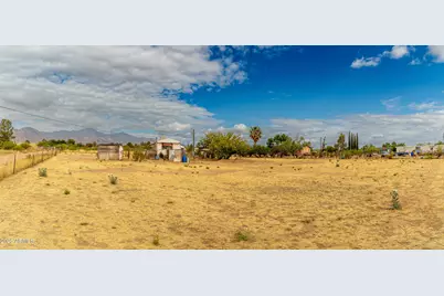 9519 E Guardian Lane, Hereford, AZ 85615 - Photo 16