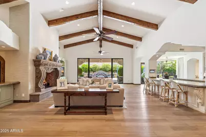 8329 N Ridgeview Drive, Paradise Valley, AZ 85253 - Photo 1