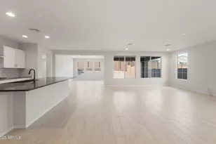 13768 W Calle De Baca, Peoria, AZ 85383 - Photo 8