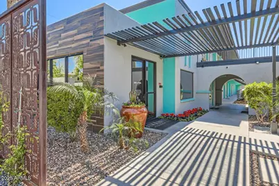 1645 E Thomas Road #ST-C, Phoenix, AZ 85016 - Photo 1