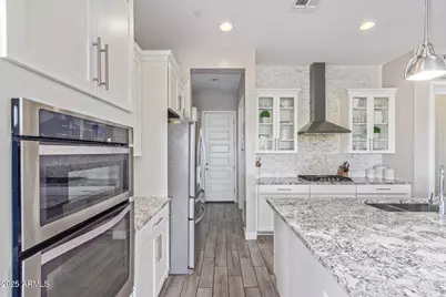 12083 W Peak View Road, Peoria, AZ 85383 - Photo 14