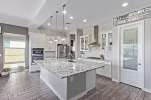 12083 W Peak View Rd, Peoria, AZ 85383 - Photo 12