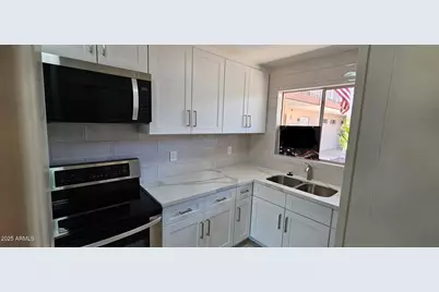 10810 N Fairway Court W, Sun City, AZ 85351 - Photo 1