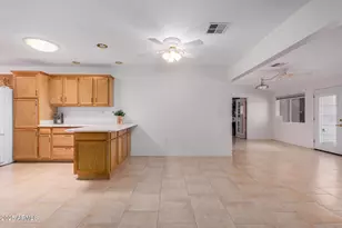 10330 W Cameo Dr, Sun City, AZ 85351 - Photo 12