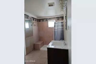 6706 N 54th Drive, Glendale, AZ 85301 - Photo 4