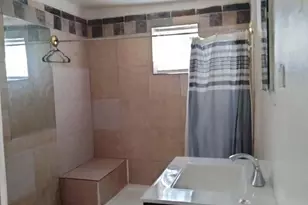 6706 N 54th Dr, Glendale, AZ 85301 - Photo 4