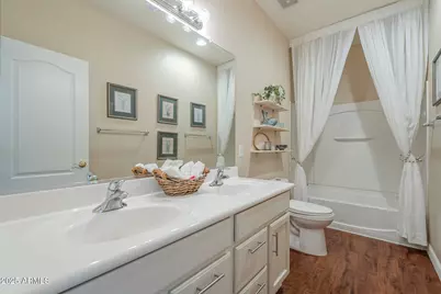 15902 W Hearn Road, Surprise, AZ 85379 - Photo 18