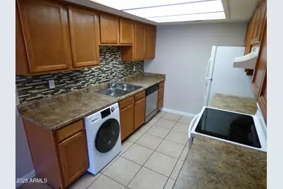 16602 N 25th Street #129, Phoenix, AZ 85032 - Photo 4