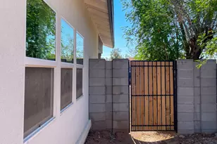 1110 E Pierce St, Phoenix, AZ 85006 - Photo 24