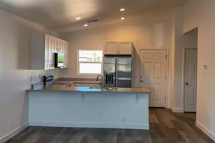 1110 E Pierce St, Phoenix, AZ 85006 - Photo 12