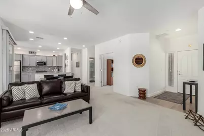 2425 W Bronco Butte Trail #2011, Phoenix, AZ 85085 - Photo 4