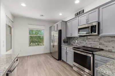 2425 W Bronco Butte Trail #2011, Phoenix, AZ 85085 - Photo 8