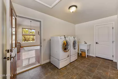 2335 Voyager Circle, Overgaard, AZ 85933 - Photo 8