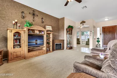 6141 S Bradshaw Way, Chandler, AZ 85249 - Photo 8