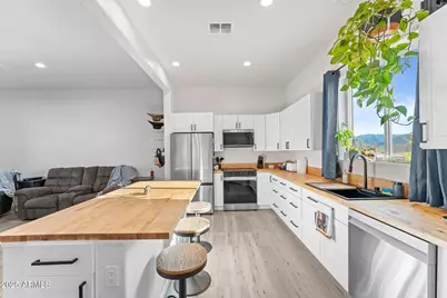 49102 N 530th Avenue, Aguila, AZ 85320 - Photo 16