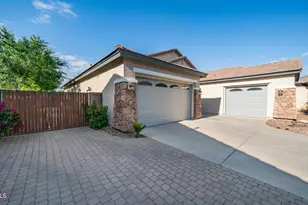1970 E Yellowstone Pl, Chandler, AZ 85249 - Photo 2