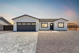 16001 S Animas Rd, Arizona City, AZ 85123 - Photo 2