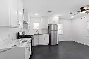 4130 N Longview Ave, Phoenix, AZ 85014 - Photo 8