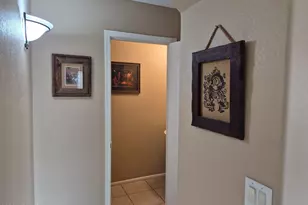 2411 W Lucia Dr, Phoenix, AZ 85085 - Photo 44