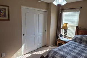 2411 W Lucia Dr, Phoenix, AZ 85085 - Photo 32