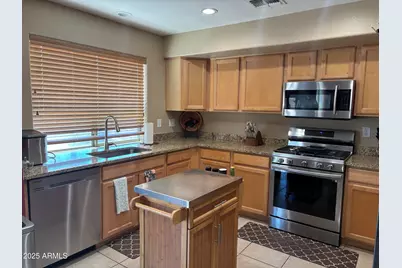 2411 W Lucia Drive, Phoenix, AZ 85085 - Photo 10