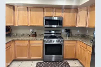 2411 W Lucia Drive, Phoenix, AZ 85085 - Photo 8