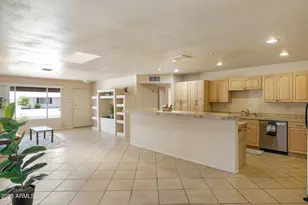 12418 N Vista Grande Ct, Sun City, AZ 85351 - Photo 10