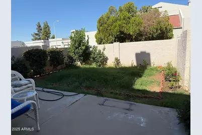 9060 N 47th Lane, Glendale, AZ 85302 - Photo 18