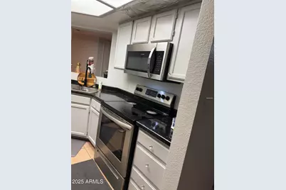 9060 N 47th Lane, Glendale, AZ 85302 - Photo 10