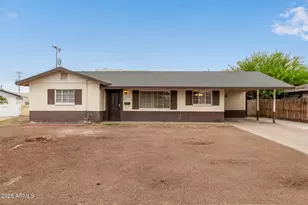 2022 E Mulberry Dr, Phoenix, AZ 85016 - Photo 2