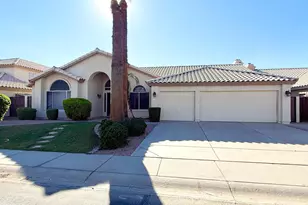 694 N Longmore St, Chandler, AZ 85224 - Photo 1