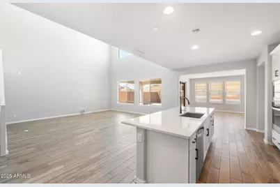 6988 W Hedge Hog Place, Peoria, AZ 85383 - Photo 12