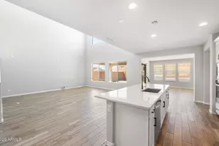 6988 W Hedge Hog Pl, Peoria, AZ 85383 - Photo 12