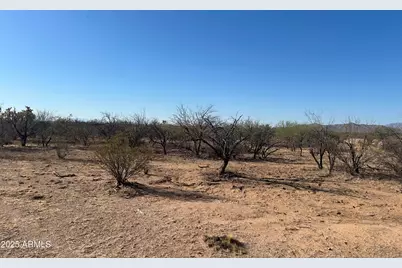 20560 E Desert Hills Road, Florence, AZ 85132 - Photo 12